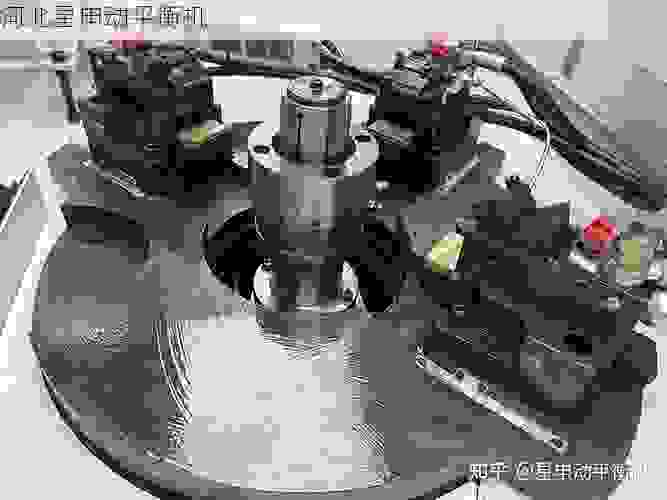 星申动:专注制动鼓全自动动平衡机,打造行业领先制造商